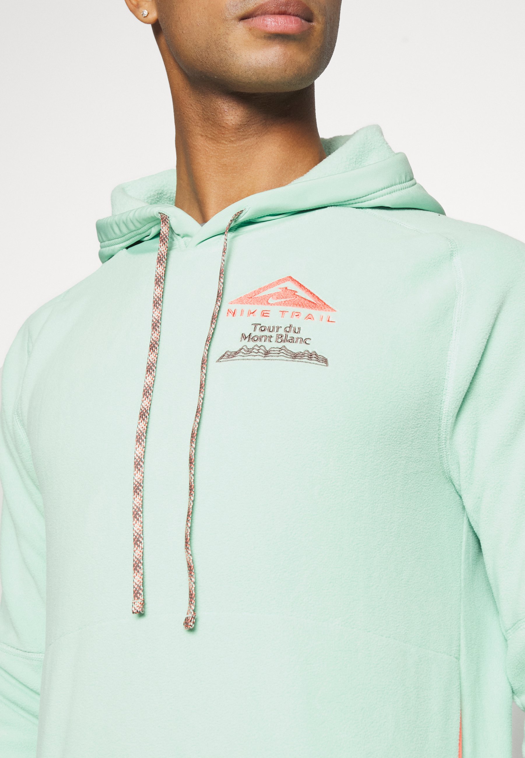 Nike Performance TRAIL HOOD 