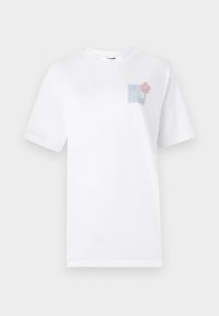 WOMENS OVERSIZED TEE FLOWER LOGO - Nyomott mintás póló - white/faded blue/metal pink