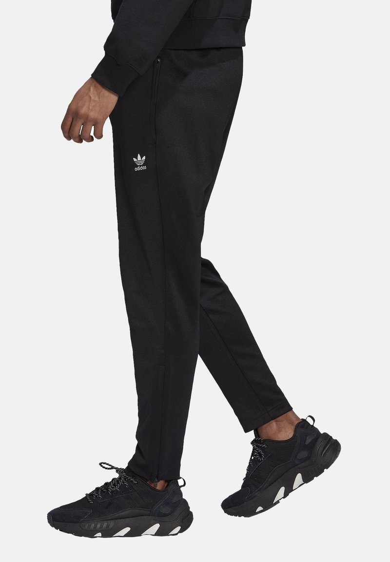 mens adidas slim pants