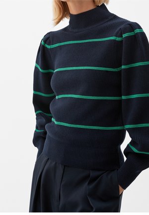 Sweter
