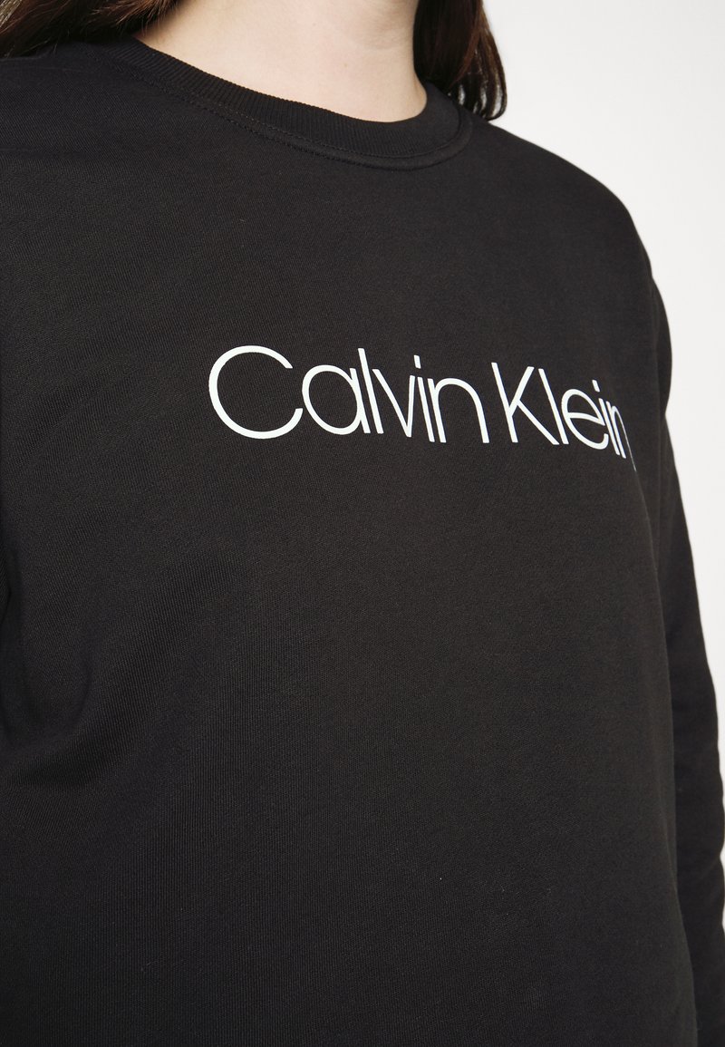 Damen Sweatshirts | Calvin Klein Curve INCLUSIVE CORE LOGO Sweatshirt black/schwarz - RK31285 Damen Sweatshirts | Calvin Klein Curve INCLUSIVE CORE LOGO Sweatshirt black/schwarz - RK31285