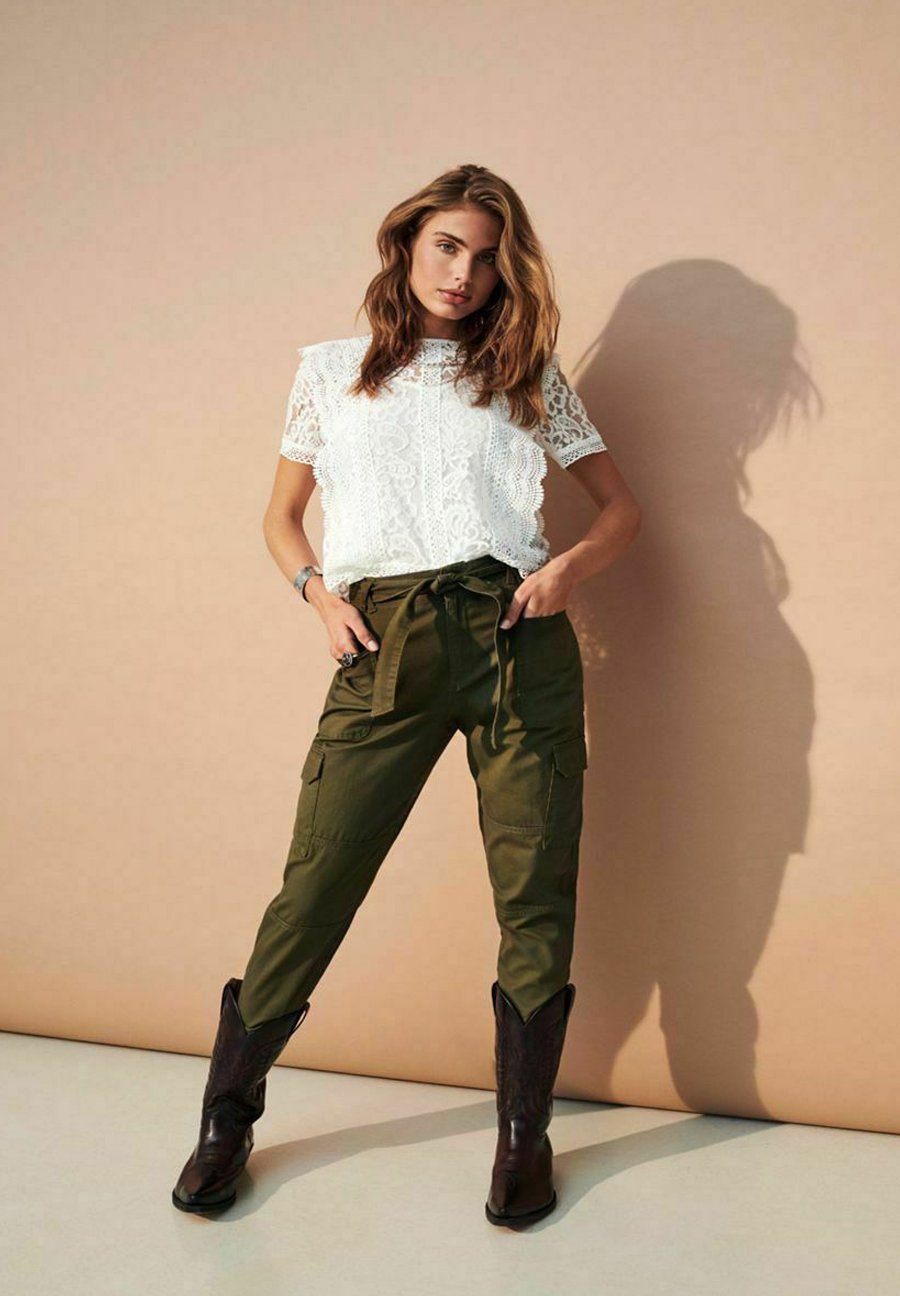 ONLY Pantaloni cargo - olive night/oliva - Zalando.it