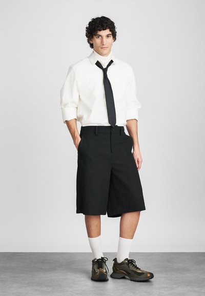 GmbH YLEM - Αθλητικά παπούτσια - green