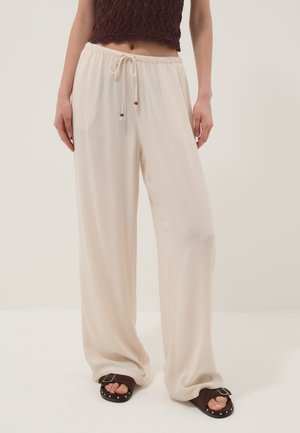B.ANGEL Pantalones - beige
