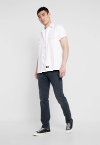 Levi's® 511™ SLIM FIT - Calças de ganga justas - ivy