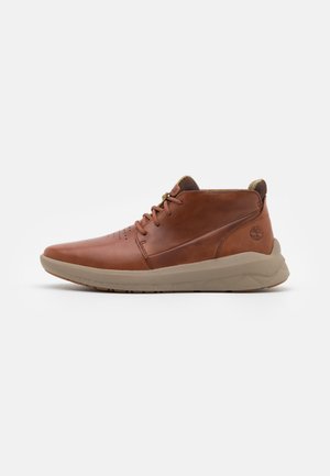 BRADSTREET ULTRA CHUKKA - High-top trainers - dark brown