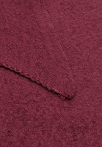 Pieces PYRON  - Cachecol - red mahogany