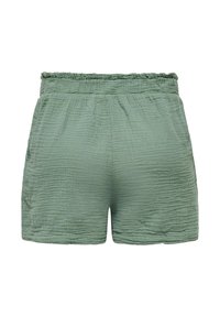 JDY Shorts - laurel wreath