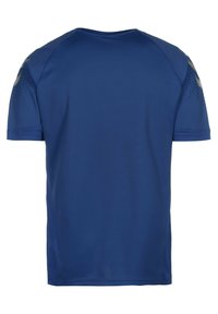 Blauw sportshirt met korte mouwen, ronde hals, textuurstof, met subtiele mesh accenten op de schouders.