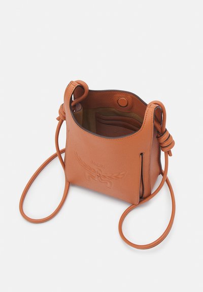 MCM LAURETOS HOBO  - Geantă crossbody - cognac