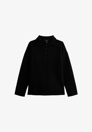 Camisa polo negra de manga larga con cuello, tapeta de cinco botones y corte relajado. Fabricada con un material suave de textura lisa.