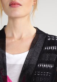 Anna Field Kofta - black