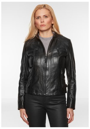 Schwarze Lederjacke mit tailliertem Design, Reißverschluss vorne und mehreren Reißverschlusstaschen. Mit strukturierten Akzenten an den Schultern.
