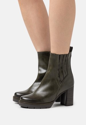 Marco Tozzi, Bottines à plateau - khaki