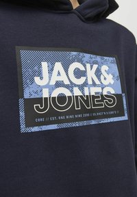 Jack & Jones Junior GEDRUCKT - Džemperis ar kapuci - navy blazer