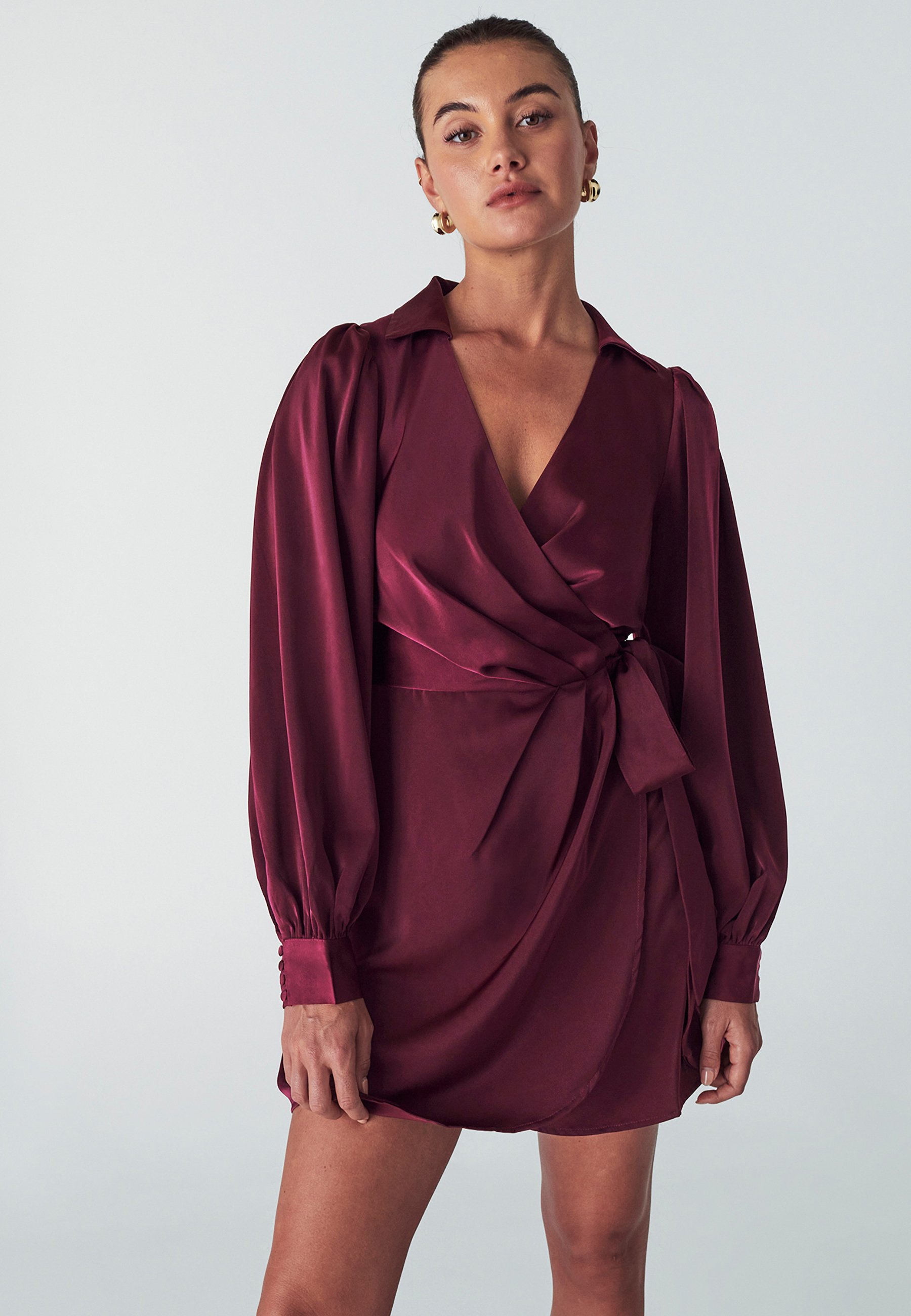 WILLA PEARL WRAP - Cocktail dress / Party dress - plum/bordeaux - Zalando