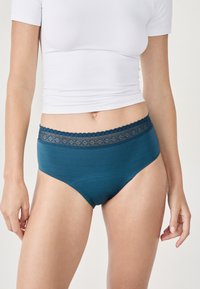 Etam - Majtki menstruacyjne