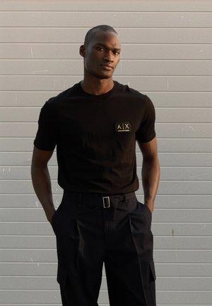 Armani Exchange Navadna majica