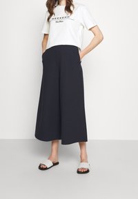 WEEKEND MaxMara Broek - blue