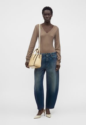 MICHAEL Michael Kors, LAILA MD SATCHEL - Käsilaukku - khaki