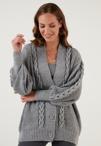 LELA Kardigán - grey