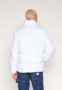 Tommy Jeans ESSENTIAL PUFFER JACKET - Vinterjakker - white