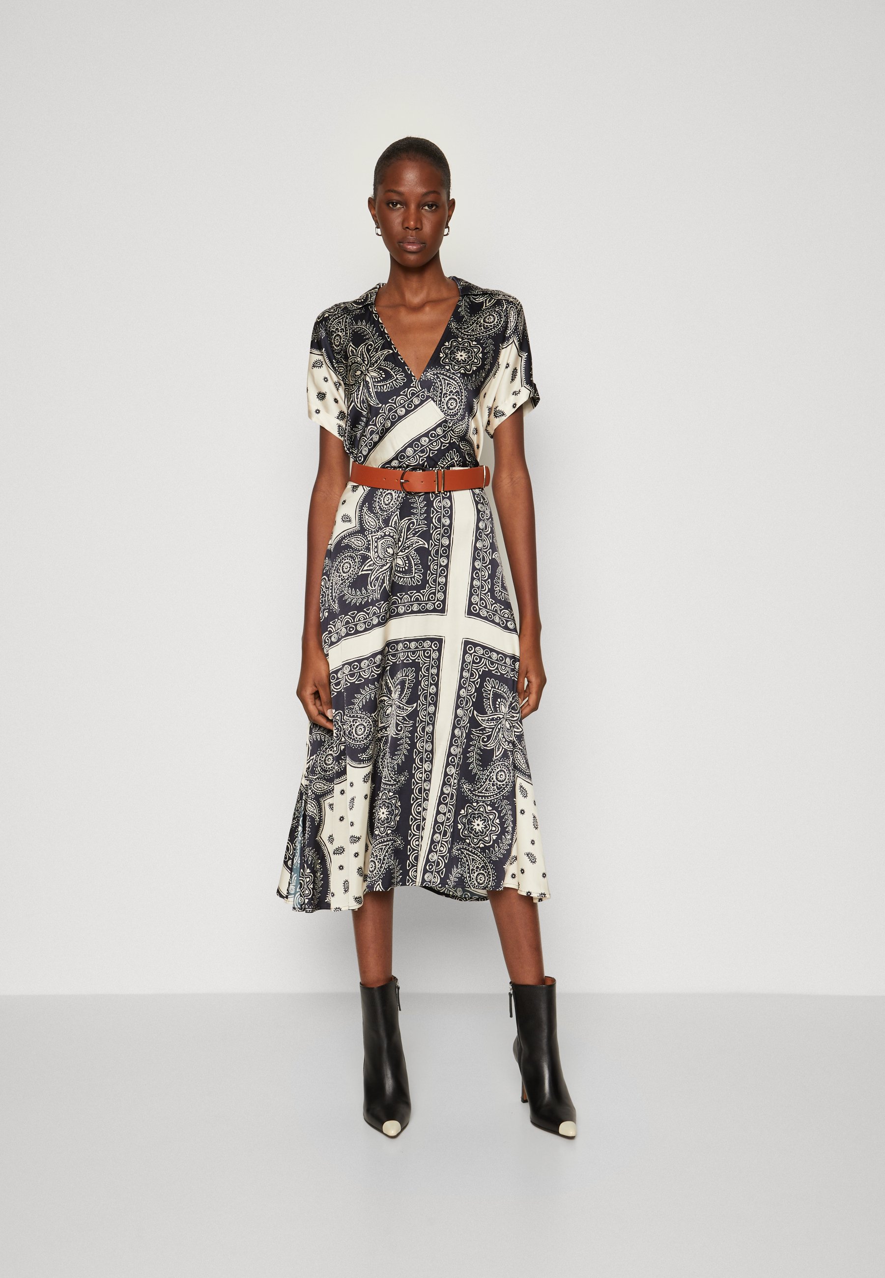 Vestito Verde Abito Corto A Fiori Liquorish Vestito Corto A