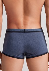 IUMAN Intimissimi Uomo STRETCH MIT LOGO - Boxerky - blau /denim blue blend midnight blue
