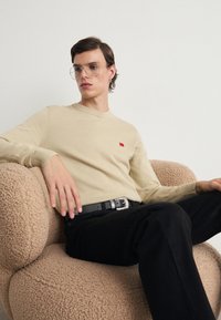 HUGO SAN CASSIUS - Strickpullover - open beige