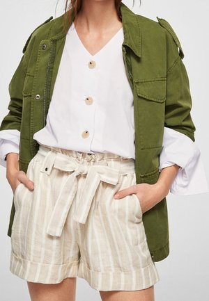 Mango Short - beige