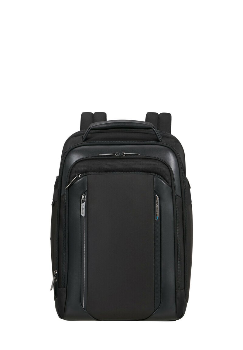 Zaino per laptop nero con spallacci imbottiti, diversi scomparti con cerniera e un pannello frontale testurizzato. Realizzato in materiale sintetico durevole.