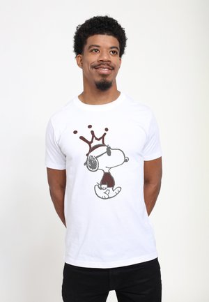 Henry Tiger, SNOOPY GRAFITI SNOOPY CROWNED JOE COOL STREETWEAR GRAPHIC PEANUTS - Print T-shirt - white