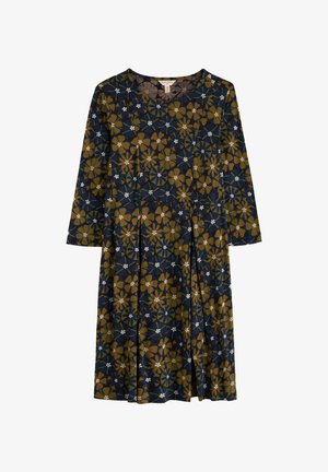 Vestido de manga larga con un fondo azul marino y un patrón floral que presenta elementos en verde y marrón, junto con flores blancas y detalles plisados.