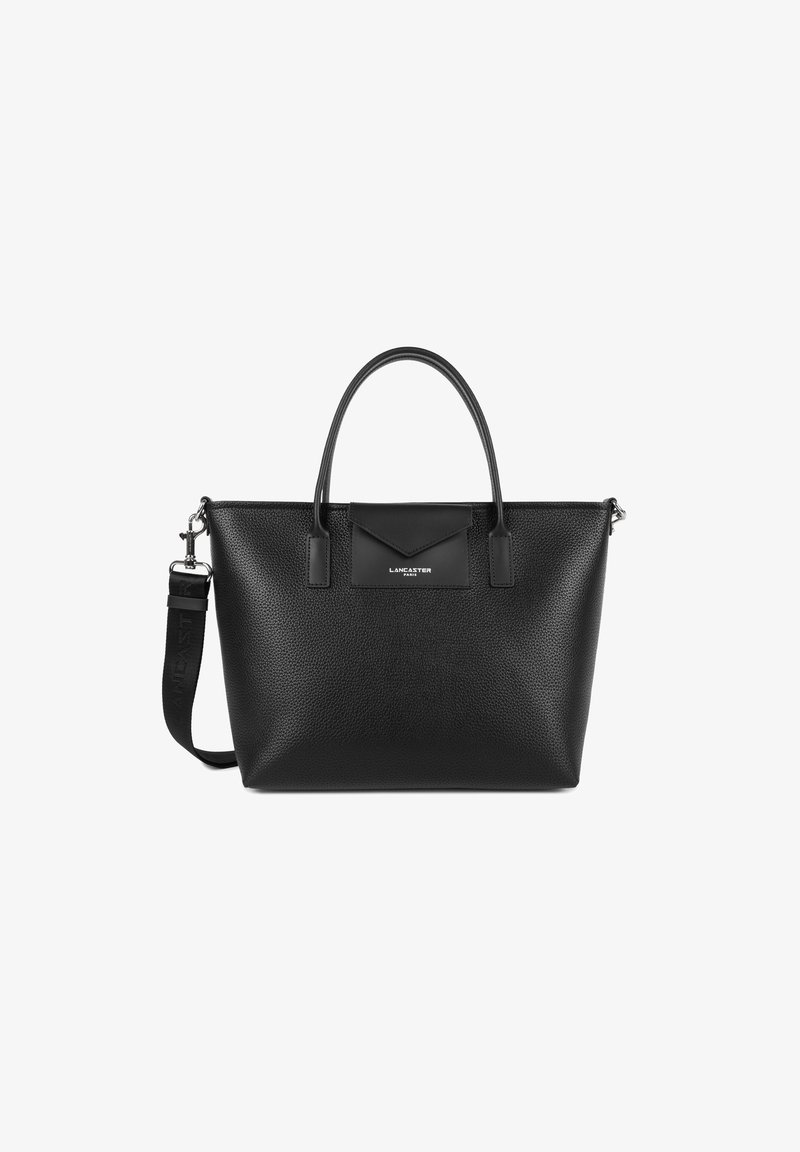 Borsa a tracolla in pelle nera con finitura texturizzata, doppie maniglie superiori e una tracolla rimovibile. Presenta una placca con logo sul davanti.