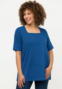 Ulla Popken CARREE-AUSSCHNITT - Jednoduché tričko - blue