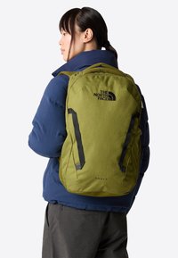 The North Face VAULT - Mochila - forest olive light heat