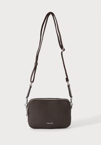 Δεν επιλέχθηκε, dark brown
