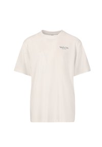 T-shirt en coton blanc avec un col rond, des manches courtes et un petit logo imprimé vert "Sports Club Les Arcs" sur le haut de la poitrine gauche.