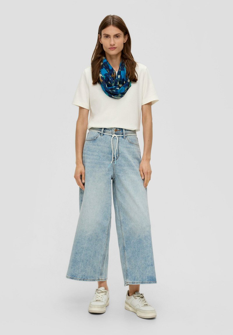 s.Oliver Szalik komin