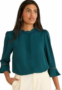 REGULAR FIT - SCALLOP PINTUCK FLUTE SLEEVE - Blusa - teal blue
