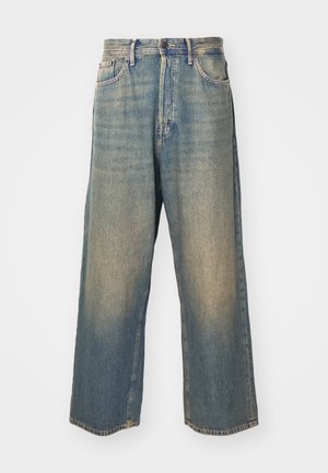 Lichtblauwe denim wijde jeans met een ontspannen pasvorm. Kenmerkt zich door vijf zakken, een knoop- en ritssluiting, en vervaging voor een versleten effect.