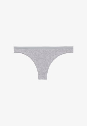 String en coton gris pour femme avec une ceinture étroite et des bords sans coutures, posé à plat sur un fond blanc.