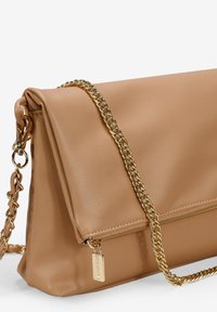 Bosanova CON SOLAPA Y CADENA - Bolso de mano - tostado