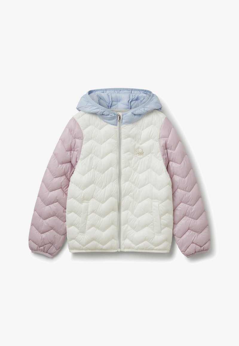 Kinder Steppjacke mit weißem Körper, helllila Ärmeln, hellblauer Kapuze, Frontreißverschluss und seitlichen Taschen.