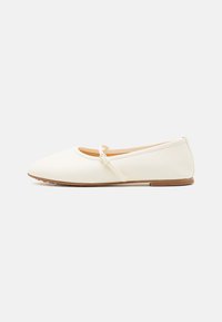 WINTER FLAT - Ankle strap ballet pumps - white