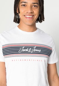 Jack & Jones JJLEO TEE  - T-shirt estampada - white