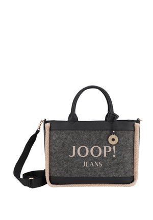 Sac cabas Joop! Jeans gris et noir avec garniture beige, doubles poignées, bandoulière amovible et breloque ronde de marque.