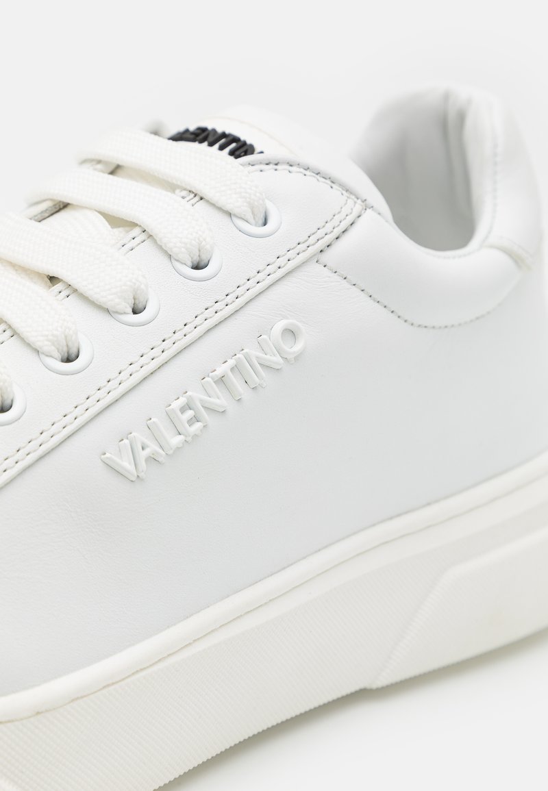 Valentino STUNNY Sneakersy niskie/biały