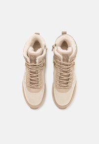 Tamaris Baskets montantes - ivory