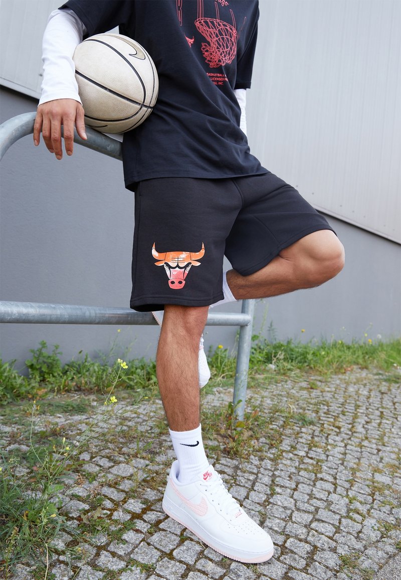 New Era Krótkie spodenki sportowe